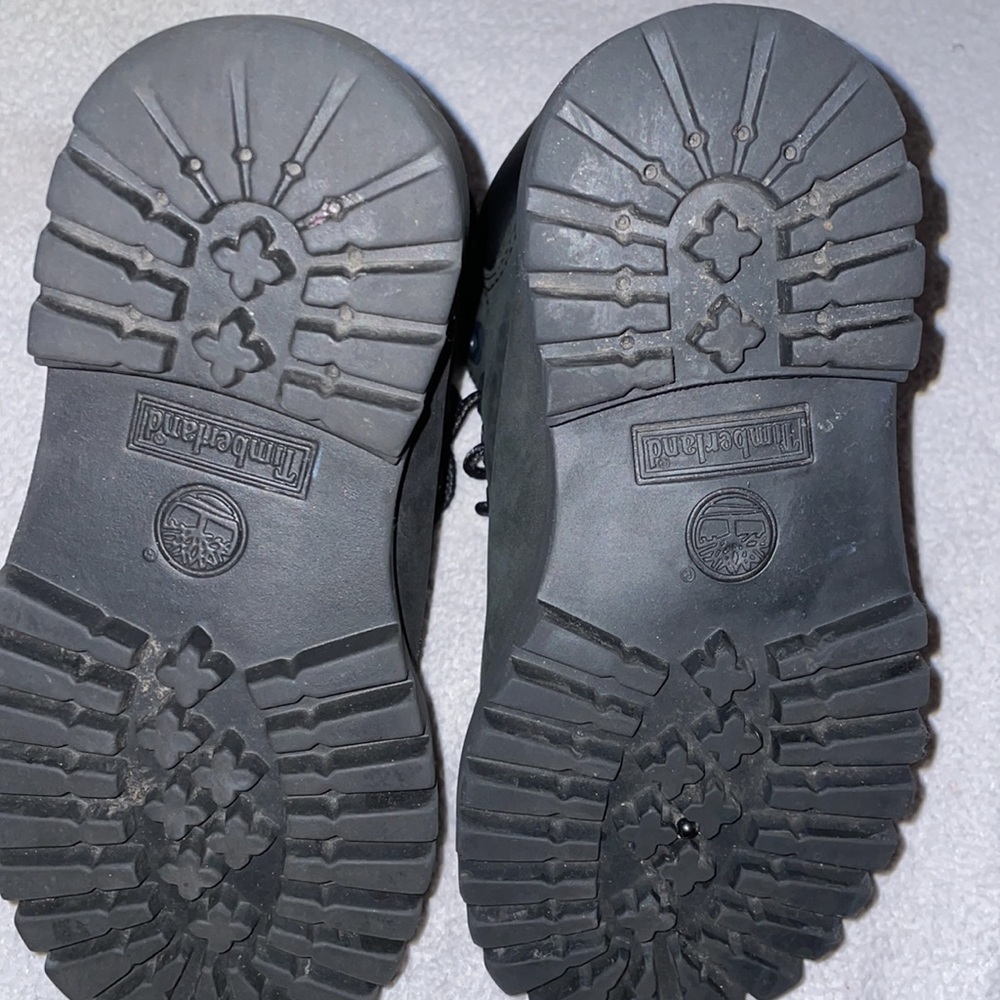 Timberlands - Picture 9 of 11